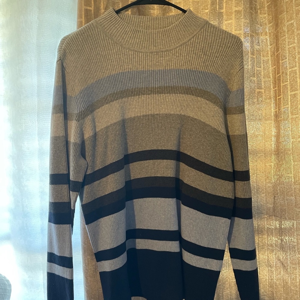 Sweater (Karen Scott)